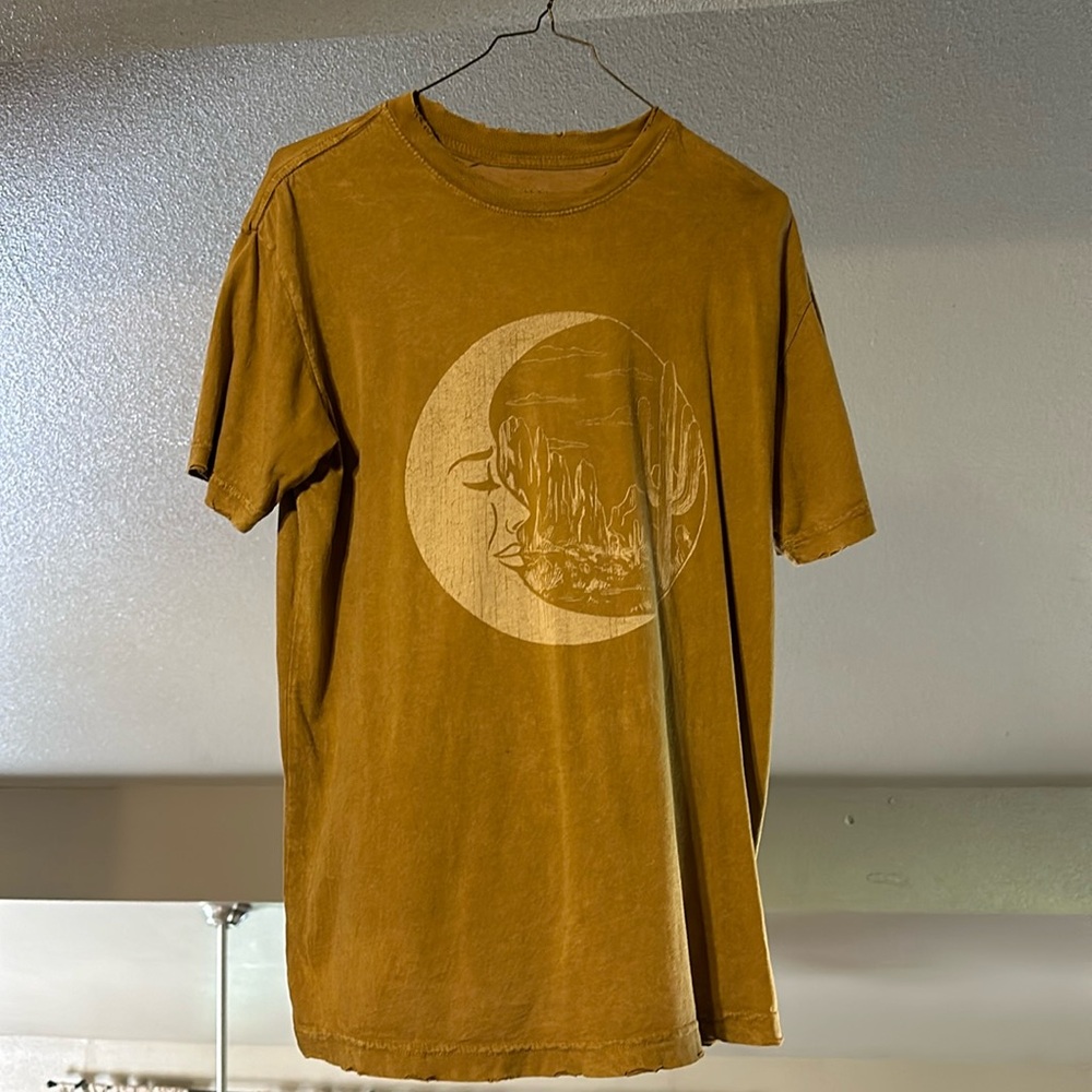 Oversized distressed graphic tee